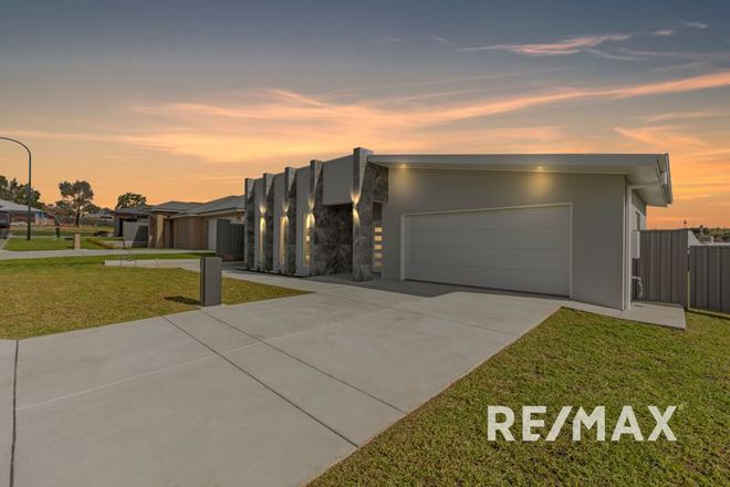 Picture of 22 Hayes Crescent, JUNEE NSW 2663