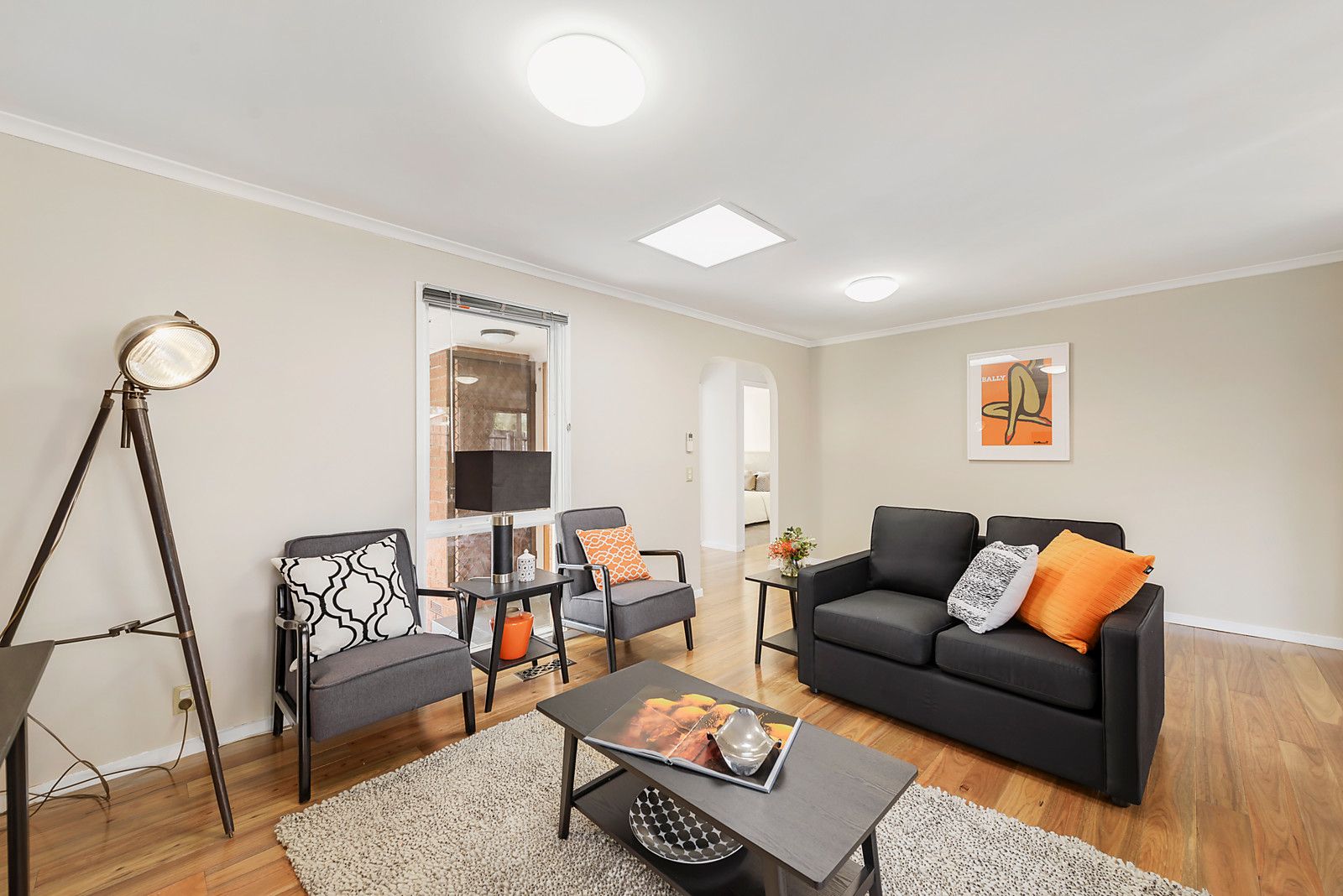 2/11 Woodside Avenue, Ringwood VIC 3134, Image 2