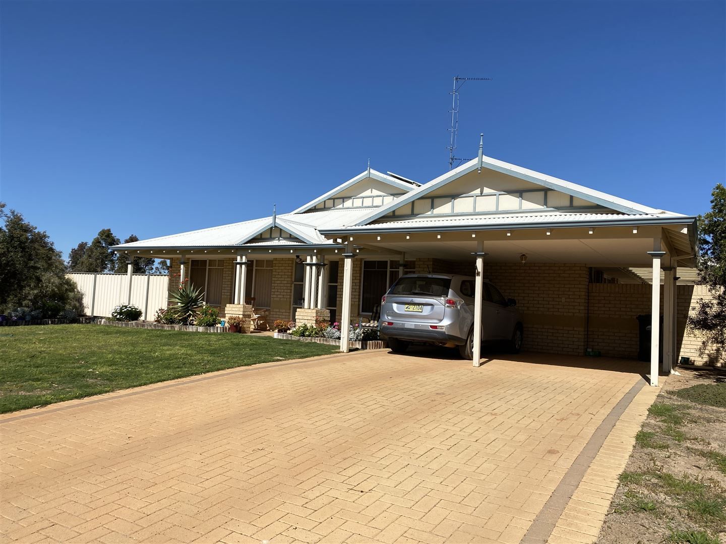 20 Hammond Street, Kellerberrin WA 6410, Image 1