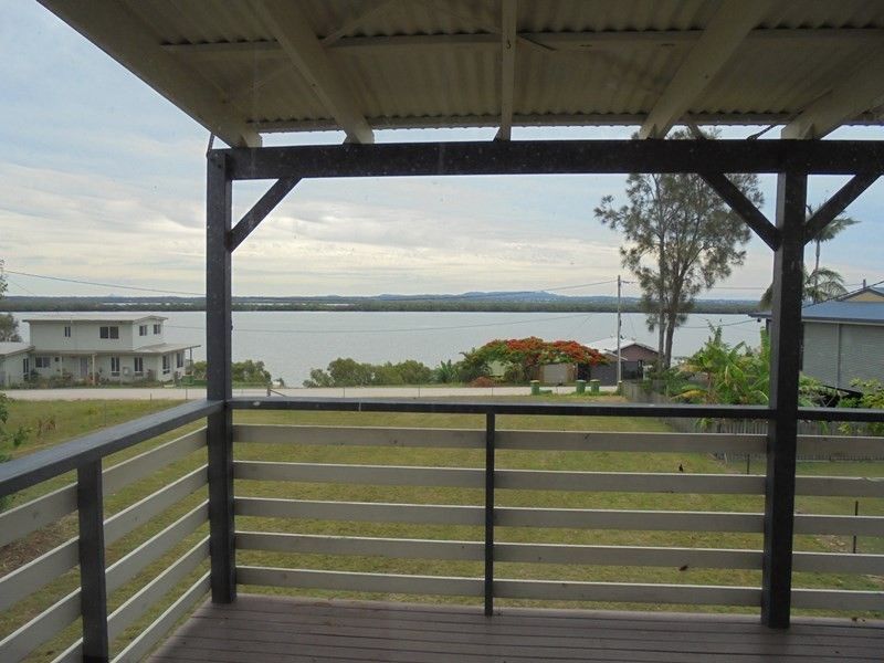 33 Mark Rd, Russell Island QLD 4184, Image 2