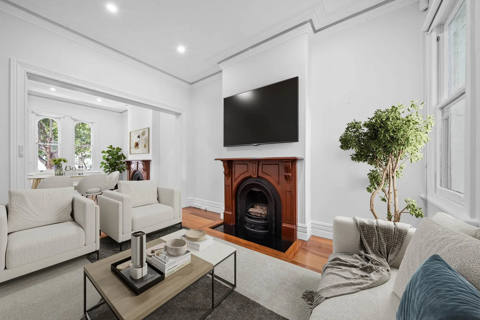 HOLDING DEPOSIT PAID **, Paddington