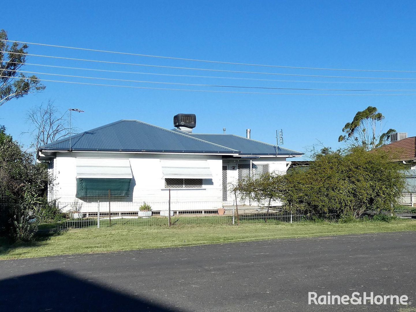 10 Downer Avenue, Moree Property History & Address Research Domain