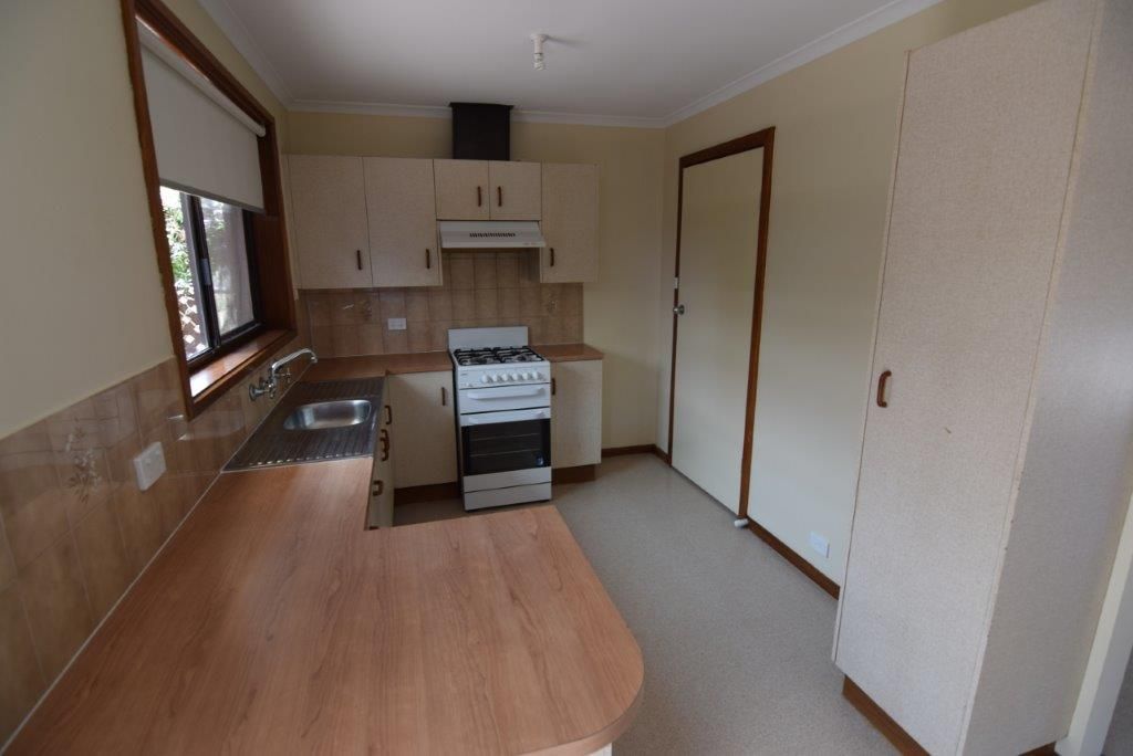 25 Rothschild St, Woodcroft SA 5162 House For Rent Domain