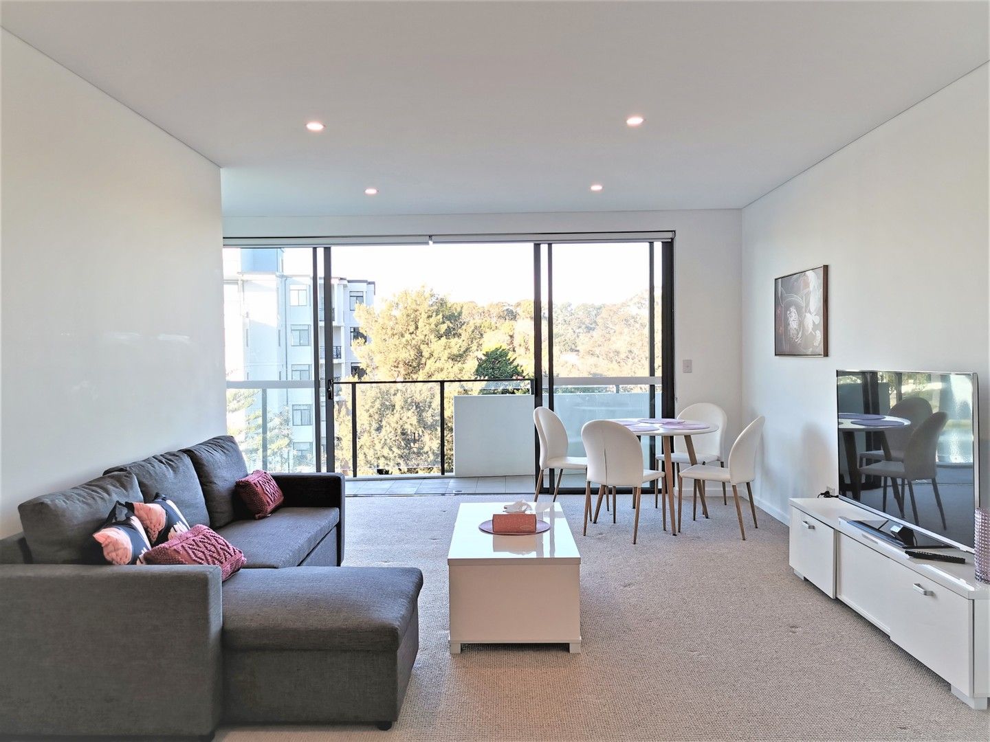 2 bedrooms Apartment / Unit / Flat in 27/9 Boundary Road CARLINGFORD NSW, 2118