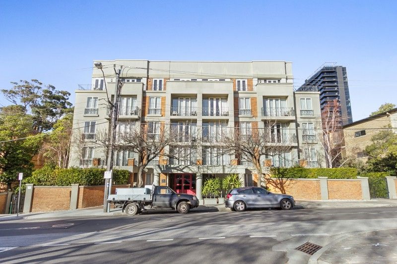 1 bedrooms Apartment / Unit / Flat in 204/52 Darling Street SOUTH YARRA VIC, 3141