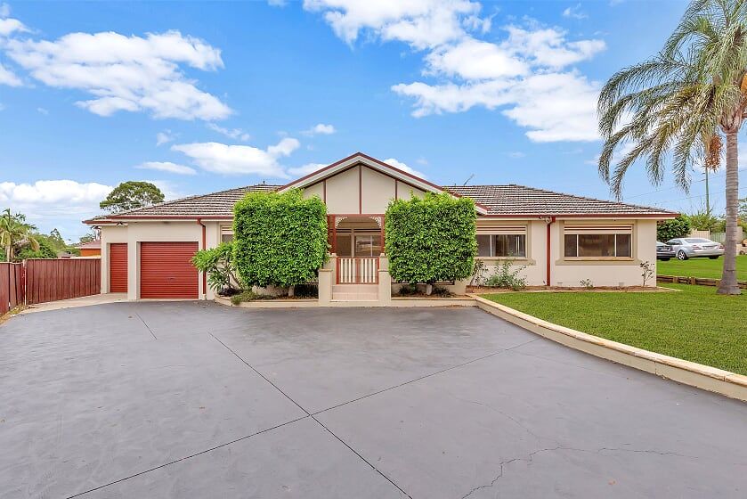 9 Godfrey Avenue, West Hoxton Property History & Address Research