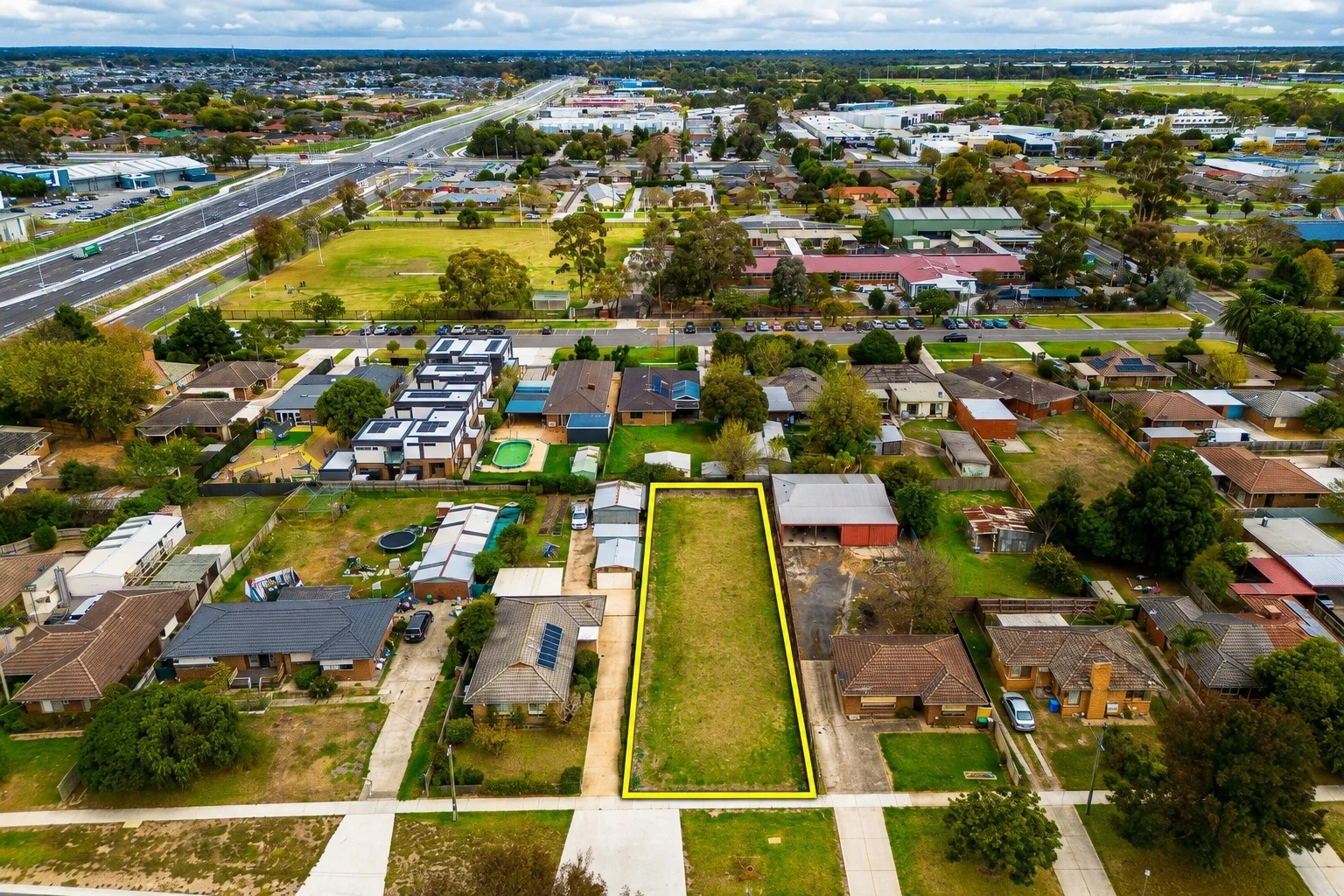Cranbourne VIC 3977 photo 5