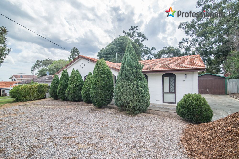 3 bedrooms House in 30 Deerness Way ARMADALE WA, 6112