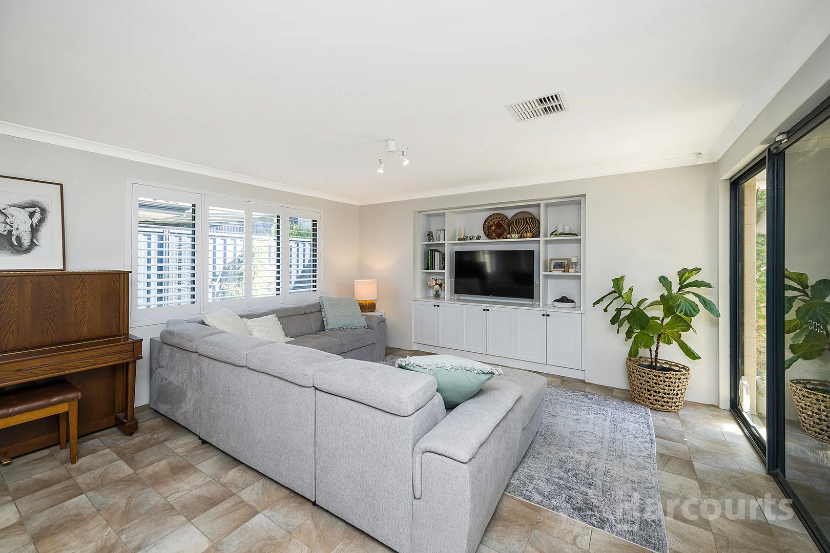 Additional image 24 of 23 Cabernet Loop, Pearsall WA 6065