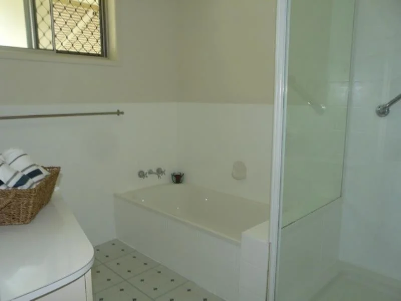 Additional image 4 of 48 ASHMOLE RD, Redcliffe QLD 4020