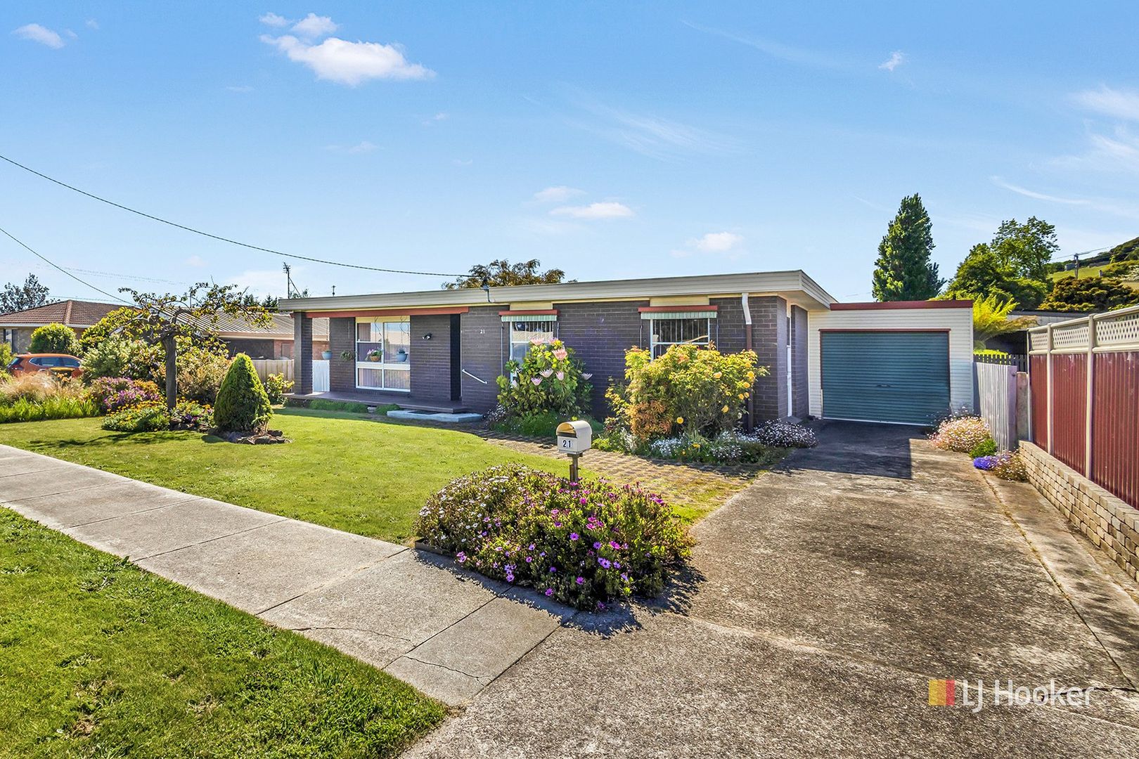 21 Mary Street, East Devonport Property History & Address Research