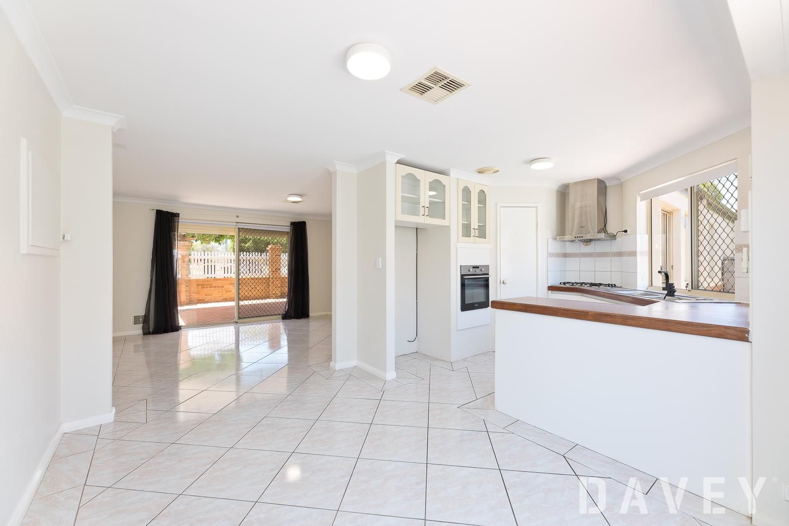 3 bedrooms House in 1 Karabil Way NOLLAMARA WA, 6061