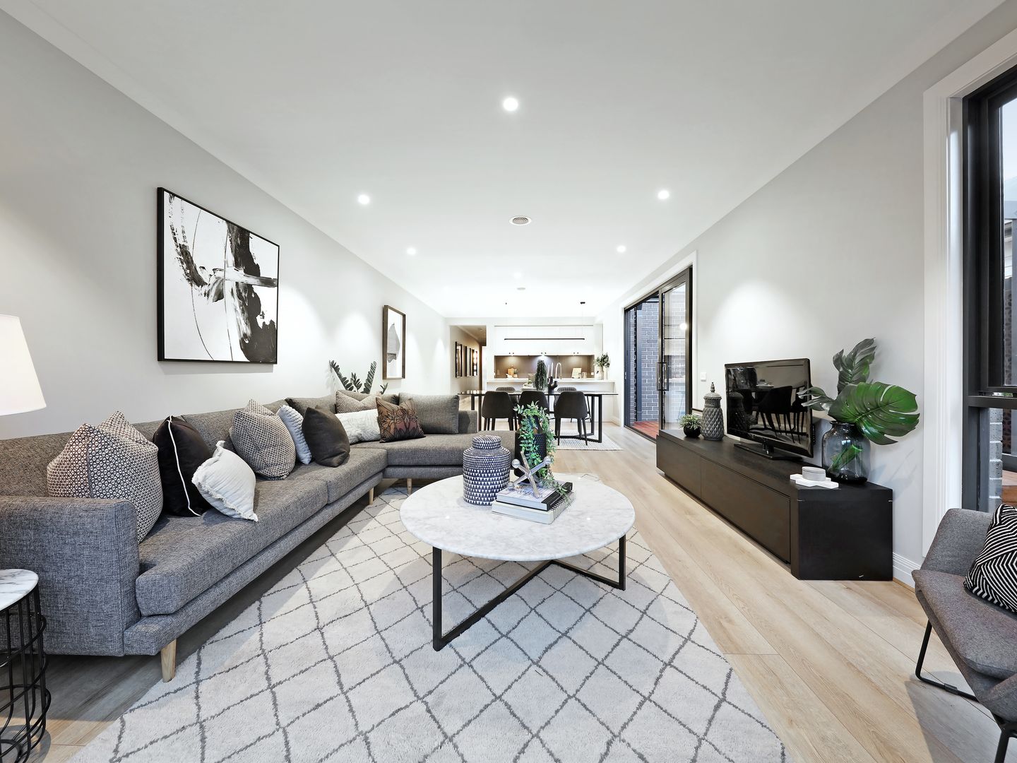 18B Sandra Grove, Bentleigh VIC 3204, Image 1