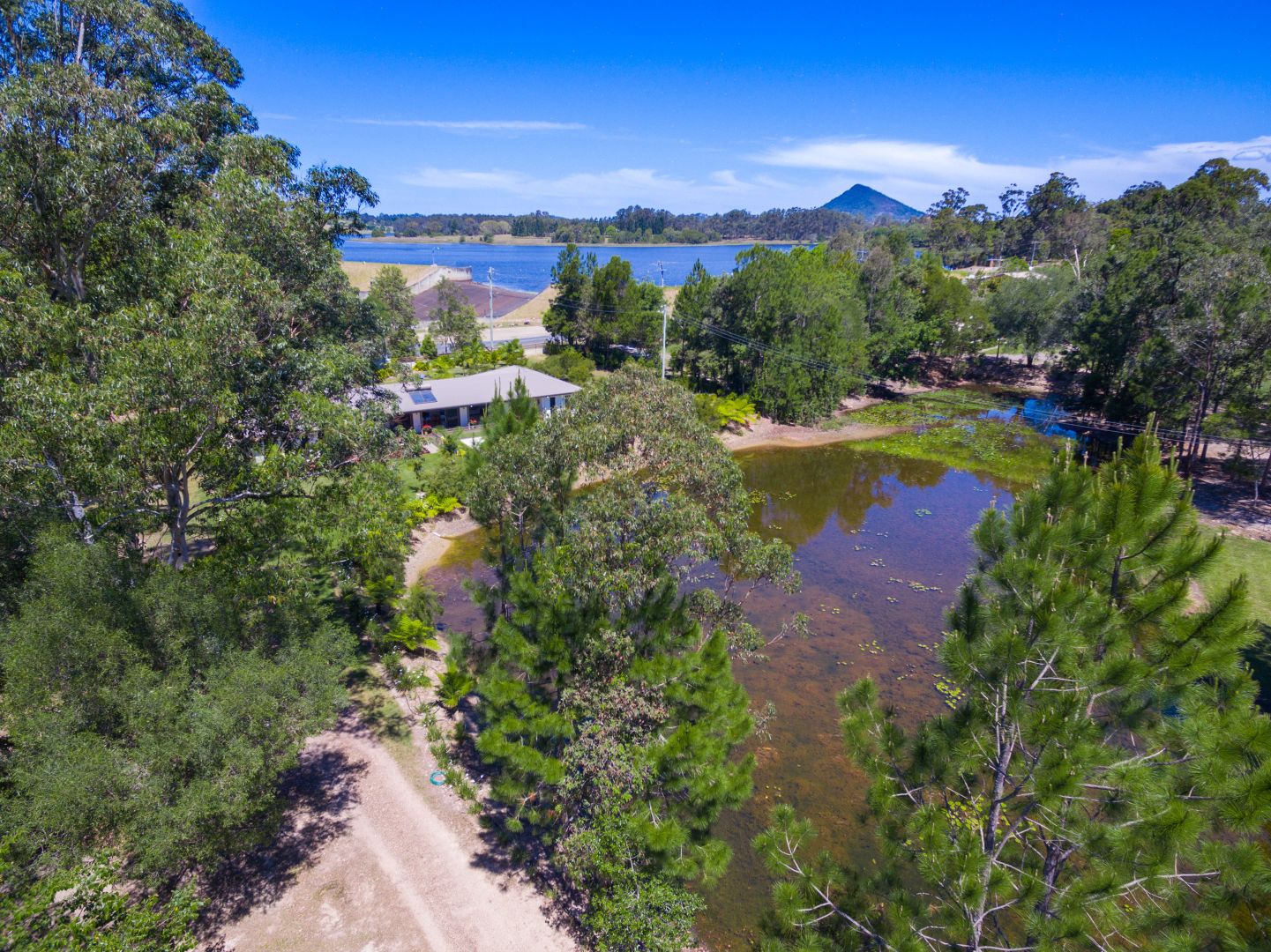 43 Highland Drive, Lake Macdonald QLD 4563