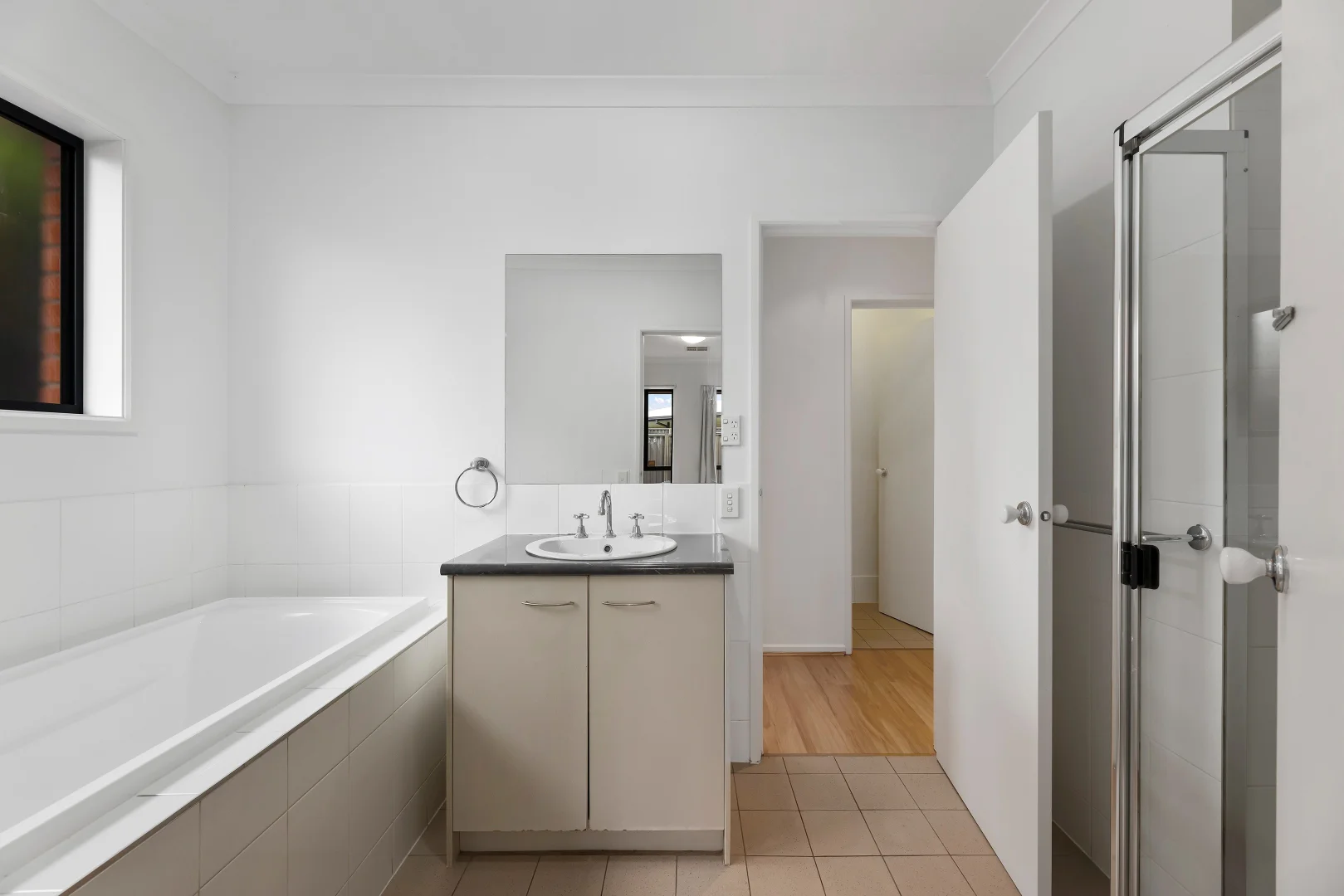 Additional image 9 of 4/105 Springbank Bvd, Burton SA 5110