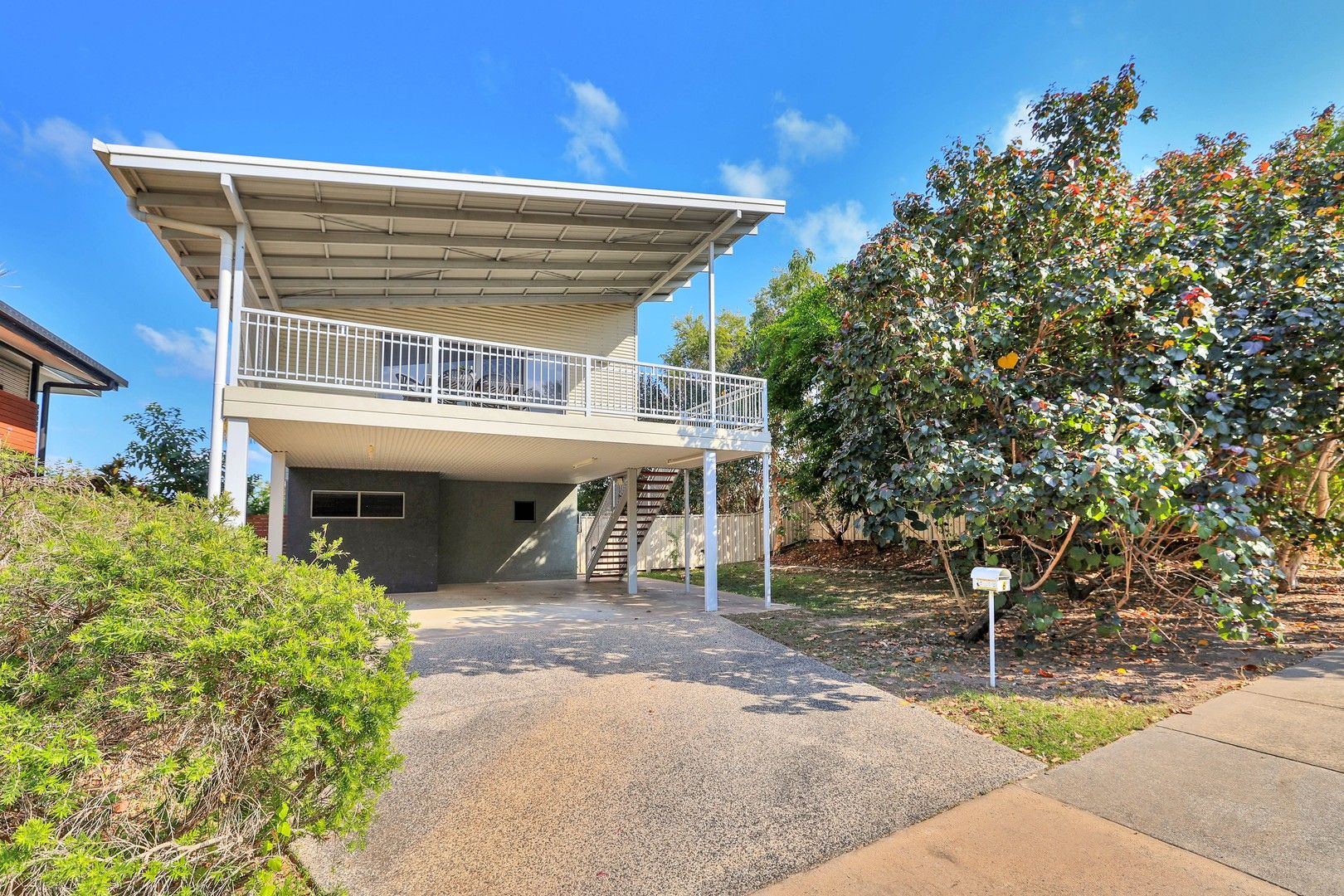 4 bedrooms House in 6 Trewren Street DURACK NT, 0830