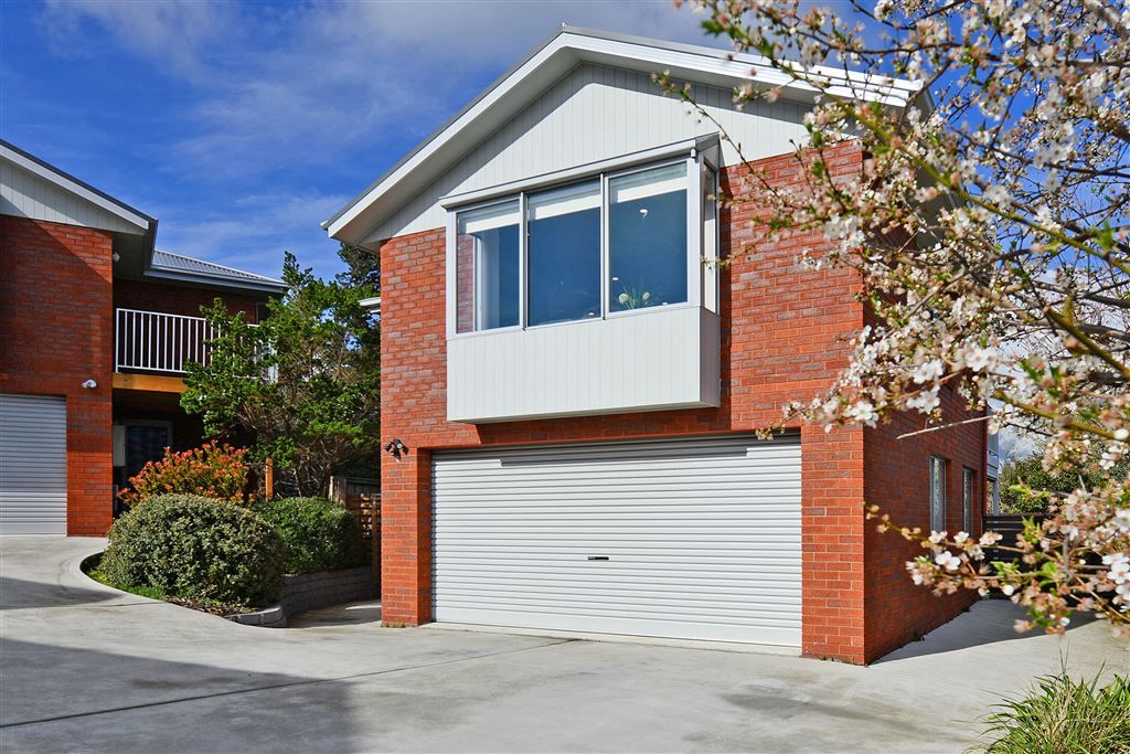2/107A Cambridge Road, Bellerive Property History & Address Research