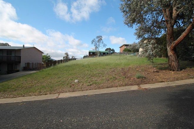 Picture of 15 Banksia Avenue, KALKITE NSW 2627