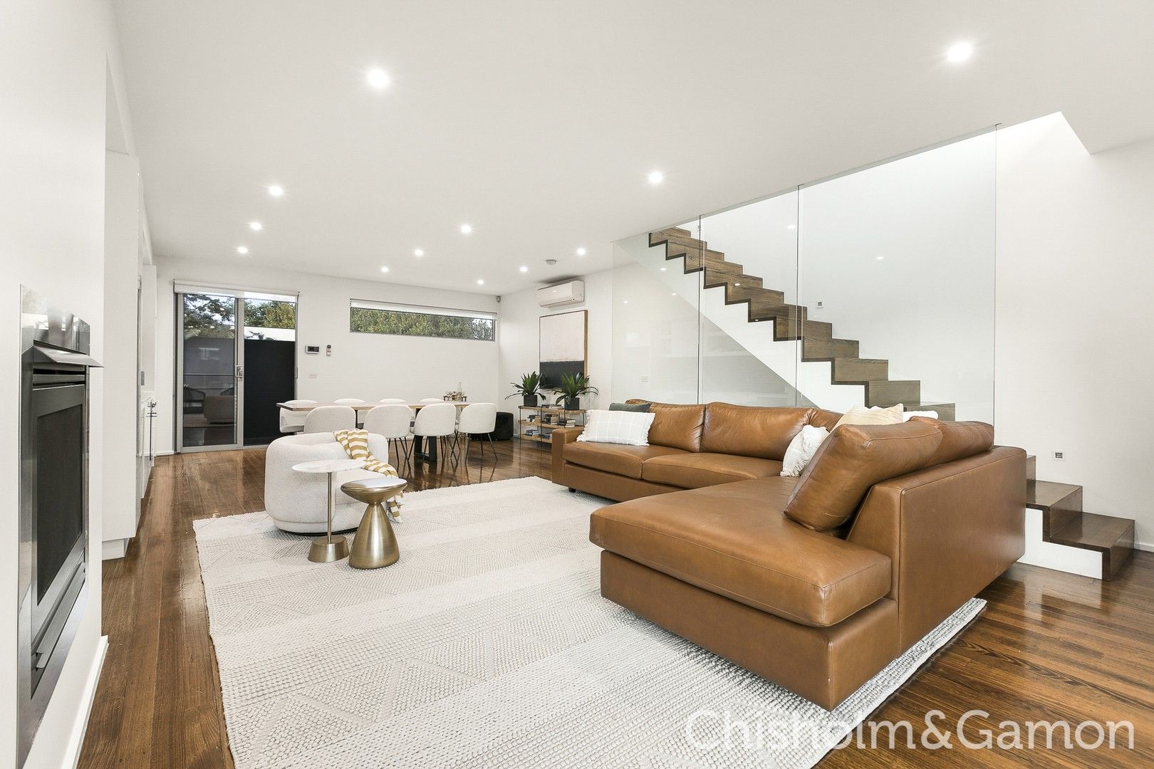 3 bedrooms Townhouse in 3/11a Ormond Esplanade ELWOOD VIC, 3184