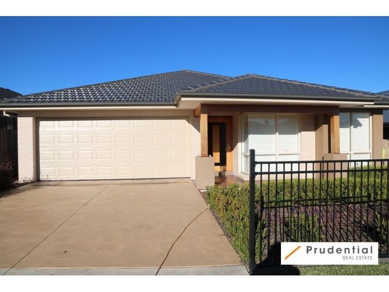 4 bedrooms House in 14 Clement Road EDMONDSON PARK NSW, 2174