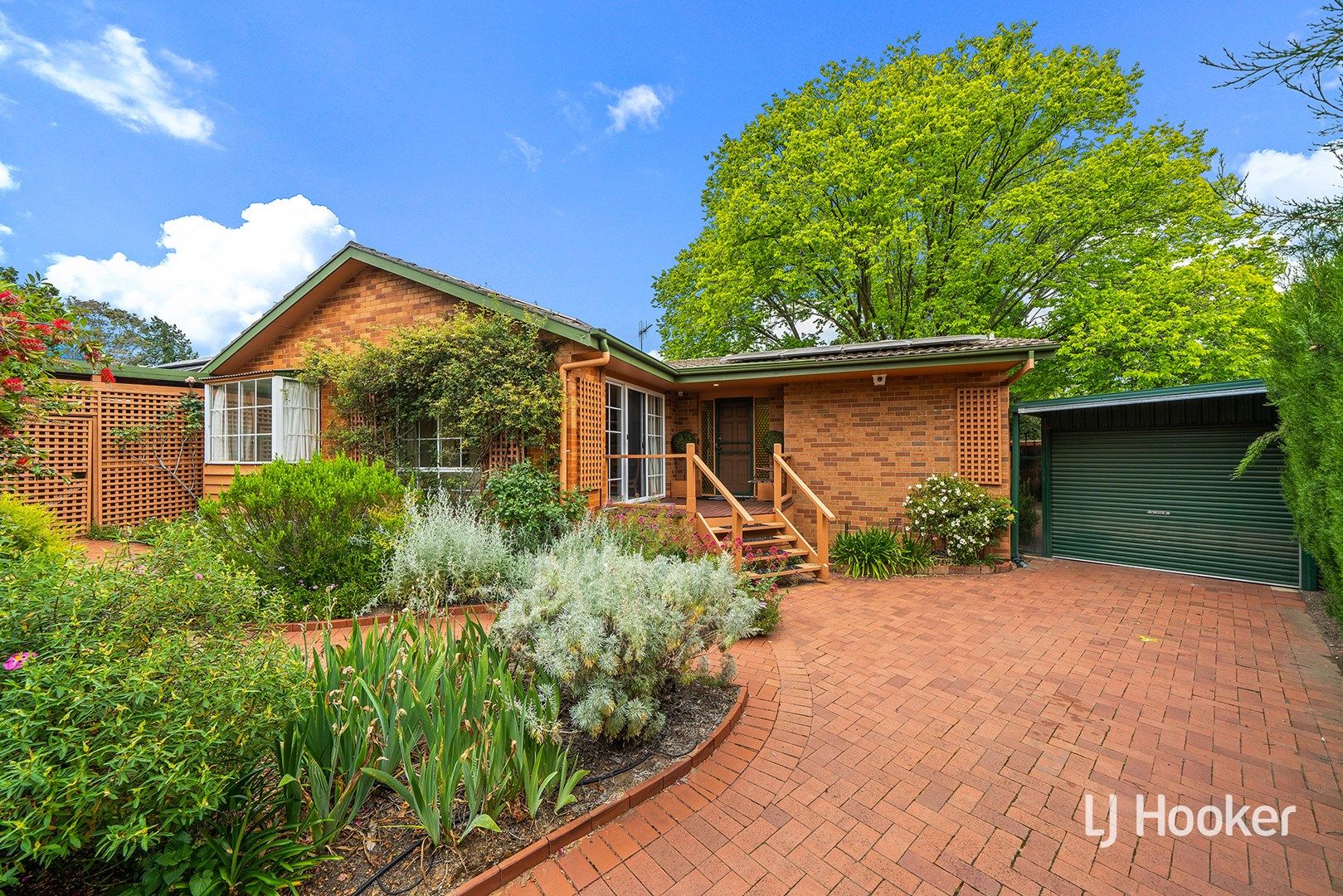 24 Carslaw Street, Chifley ACT 2606, Image 0