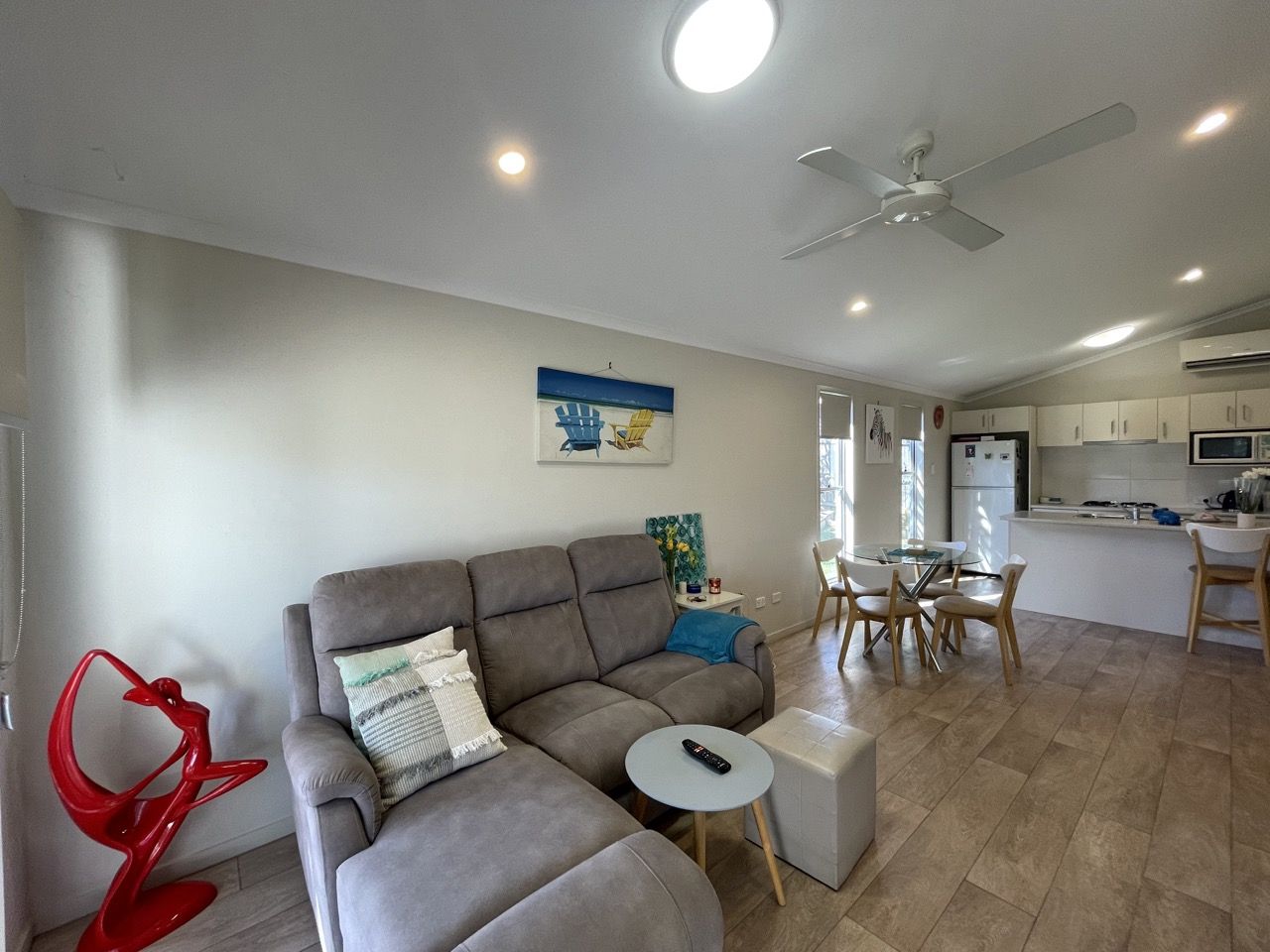 23/295 Boat Harbour Drive, Scarness QLD 4655, Image 2