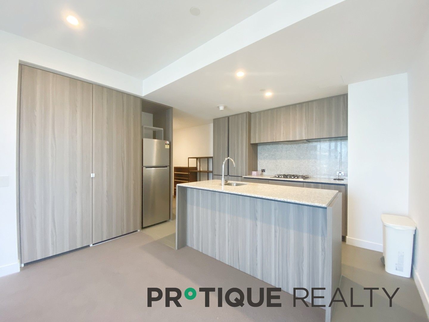 2 bedrooms Apartment / Unit / Flat in 2915/160 Victoria Street MELBOURNE VIC, 3000