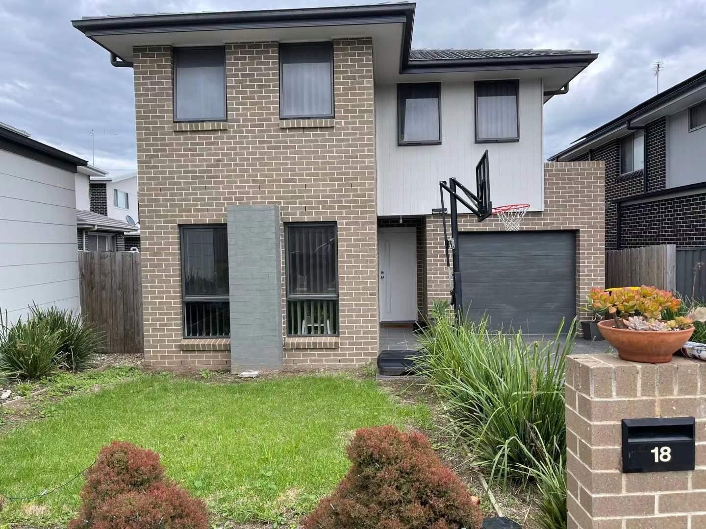 4 bedrooms House in 18 Arcadia Street SCHOFIELDS NSW, 2762