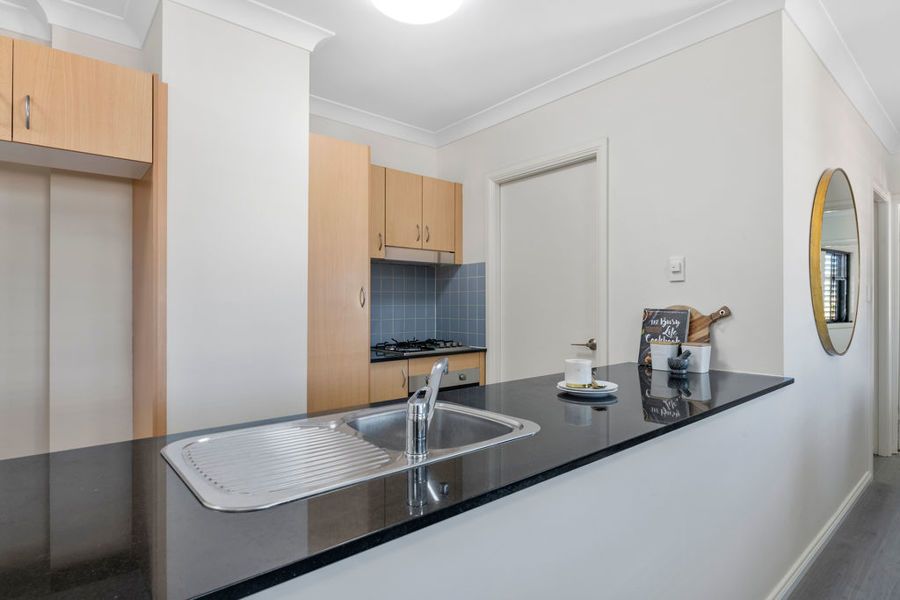 38/52 Regent Street, Chippendale NSW 2008, Image 2