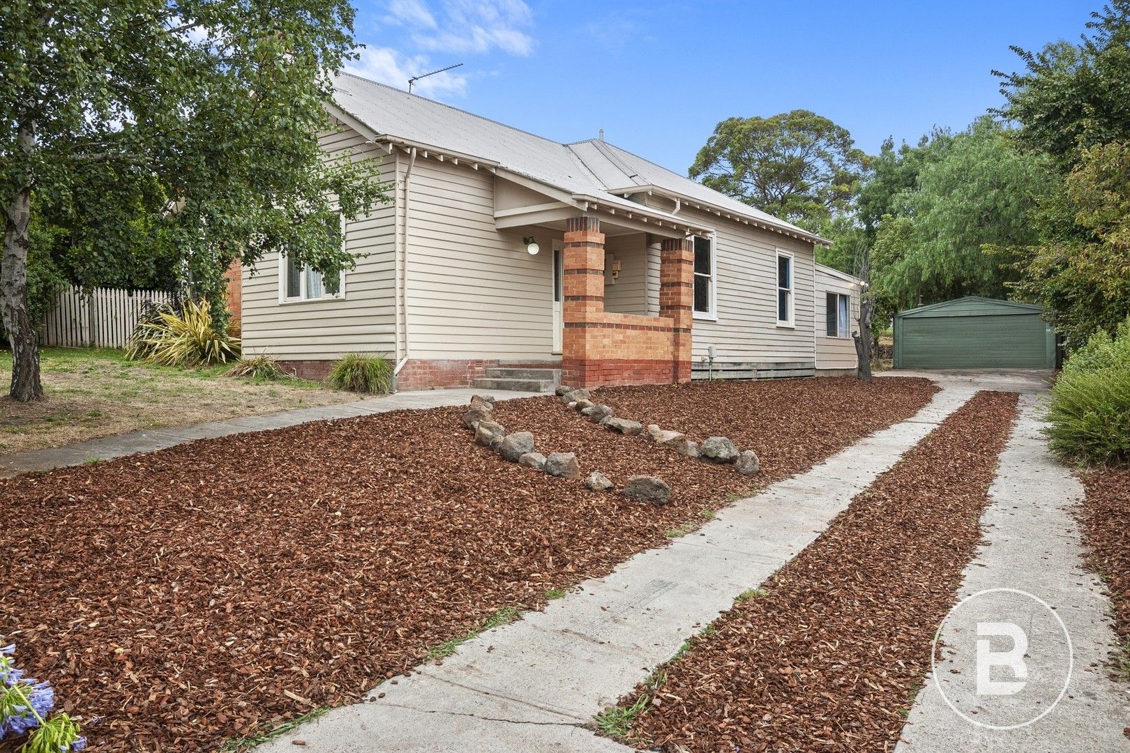 4 bedrooms House in 4 Cobden Street MOUNT PLEASANT VIC, 3350