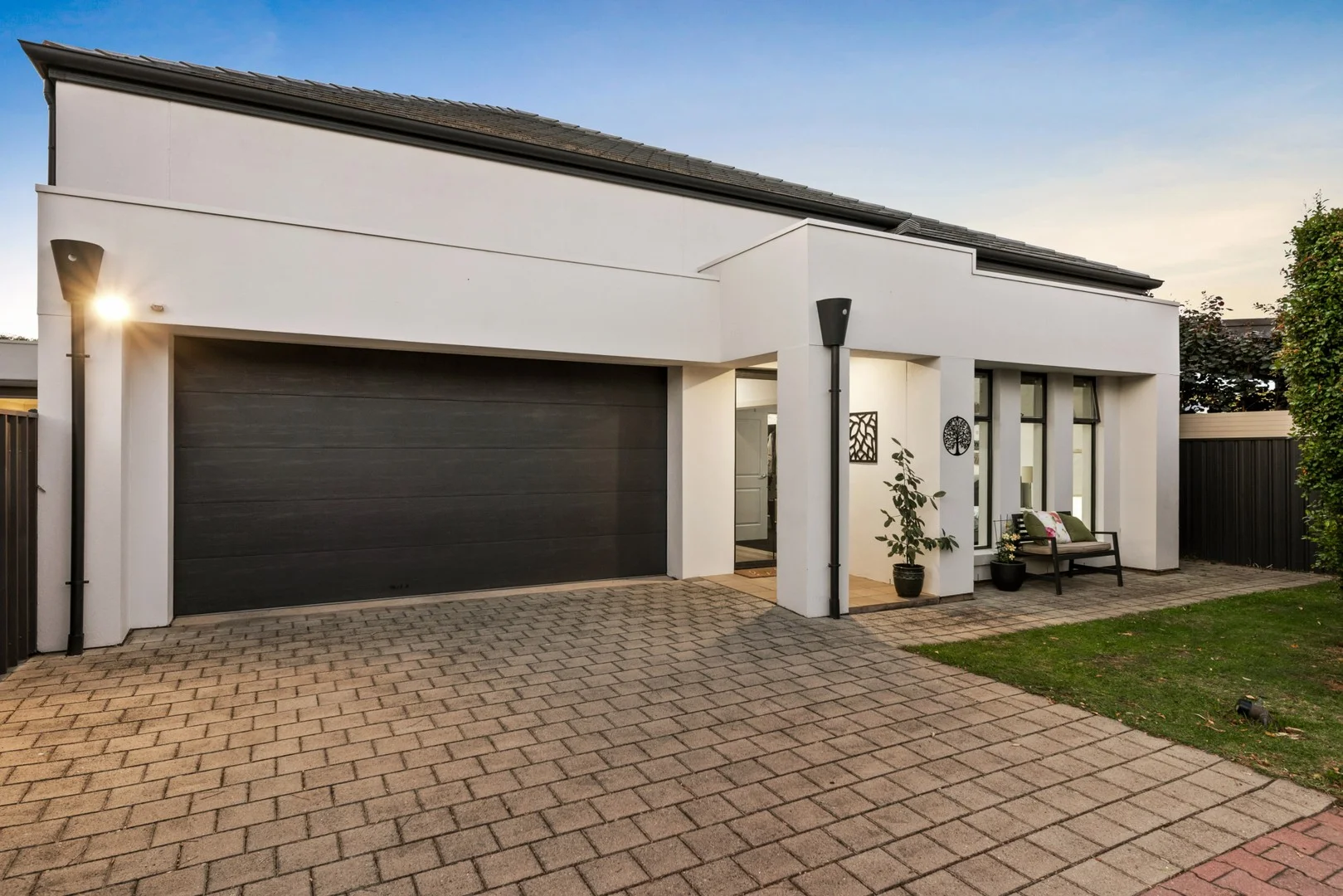 12 Alice Street, Hove SA 5048