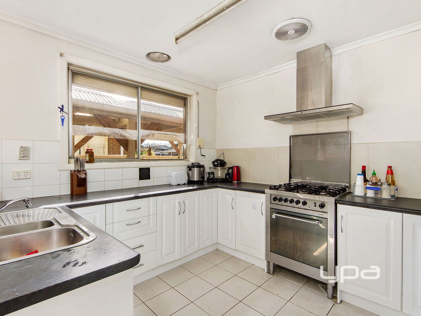 894 Ballarat Road, Deer Park VIC 3023, Image 2