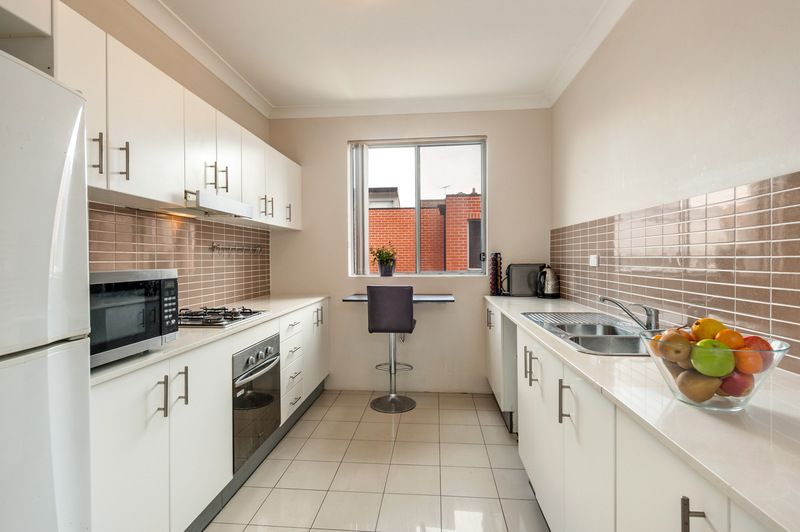 2 bedrooms Apartment / Unit / Flat in 26/34-40 Connells Point Rd SOUTH HURSTVILLE NSW, 2221