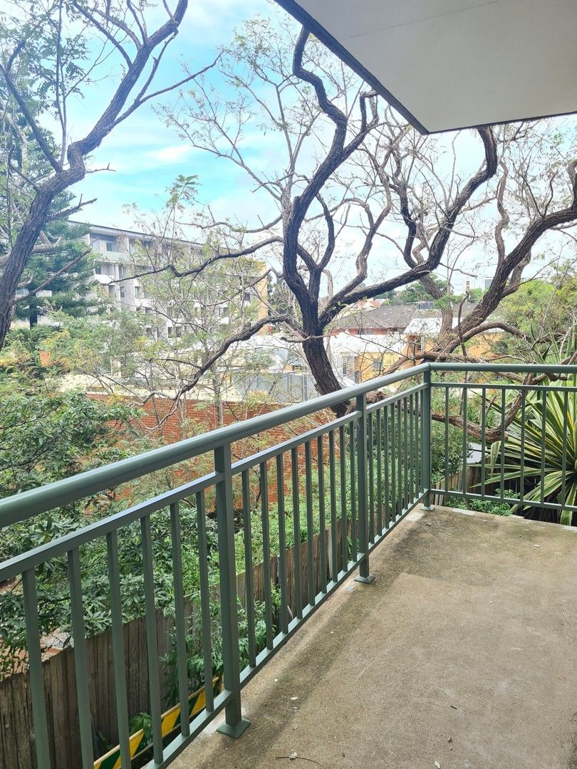 2 bedrooms Apartment / Unit / Flat in 6/2 Francis Street MARRICKVILLE NSW, 2204