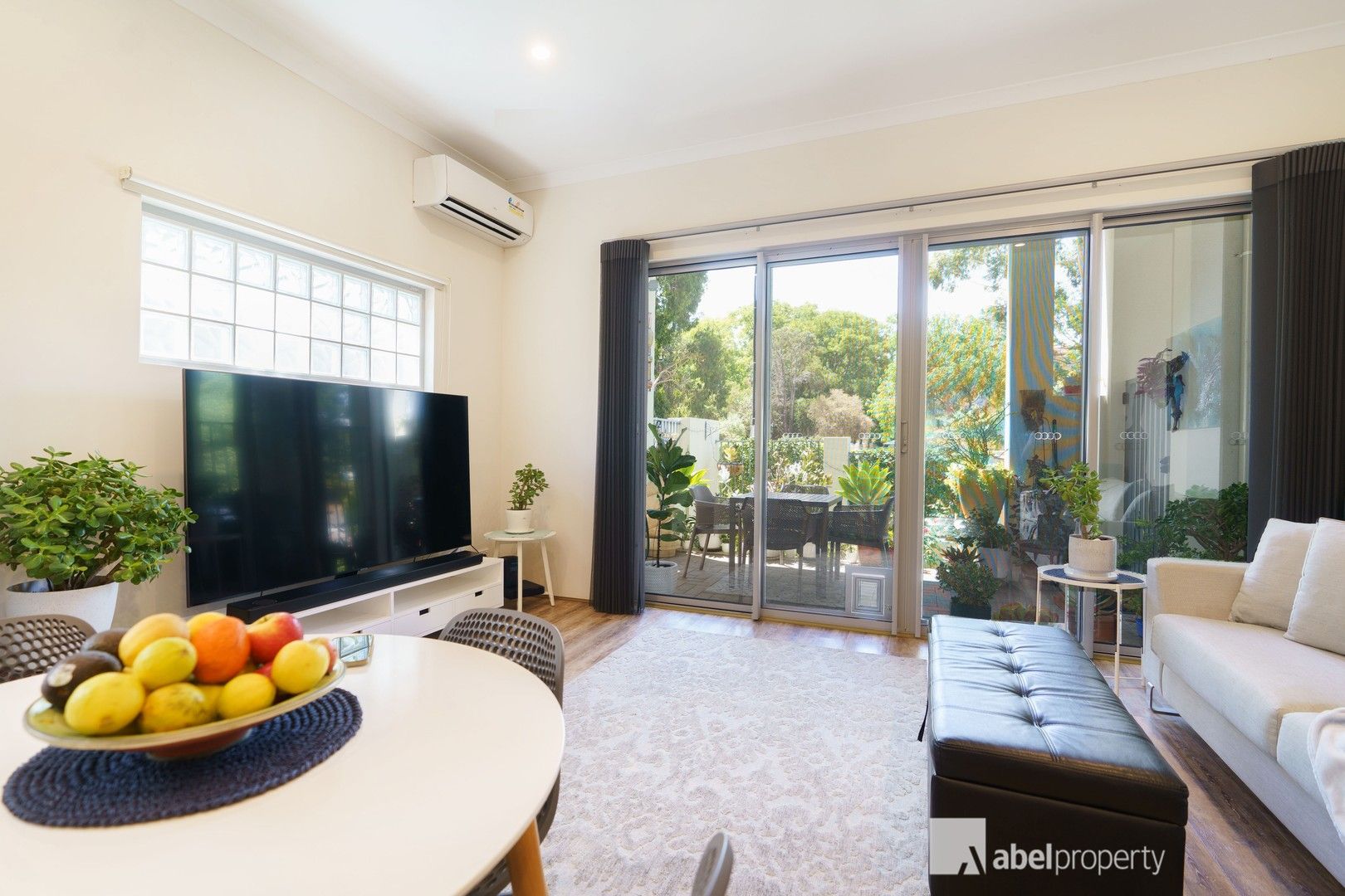 1 bedrooms Apartment / Unit / Flat in  MAYLANDS WA, 6051