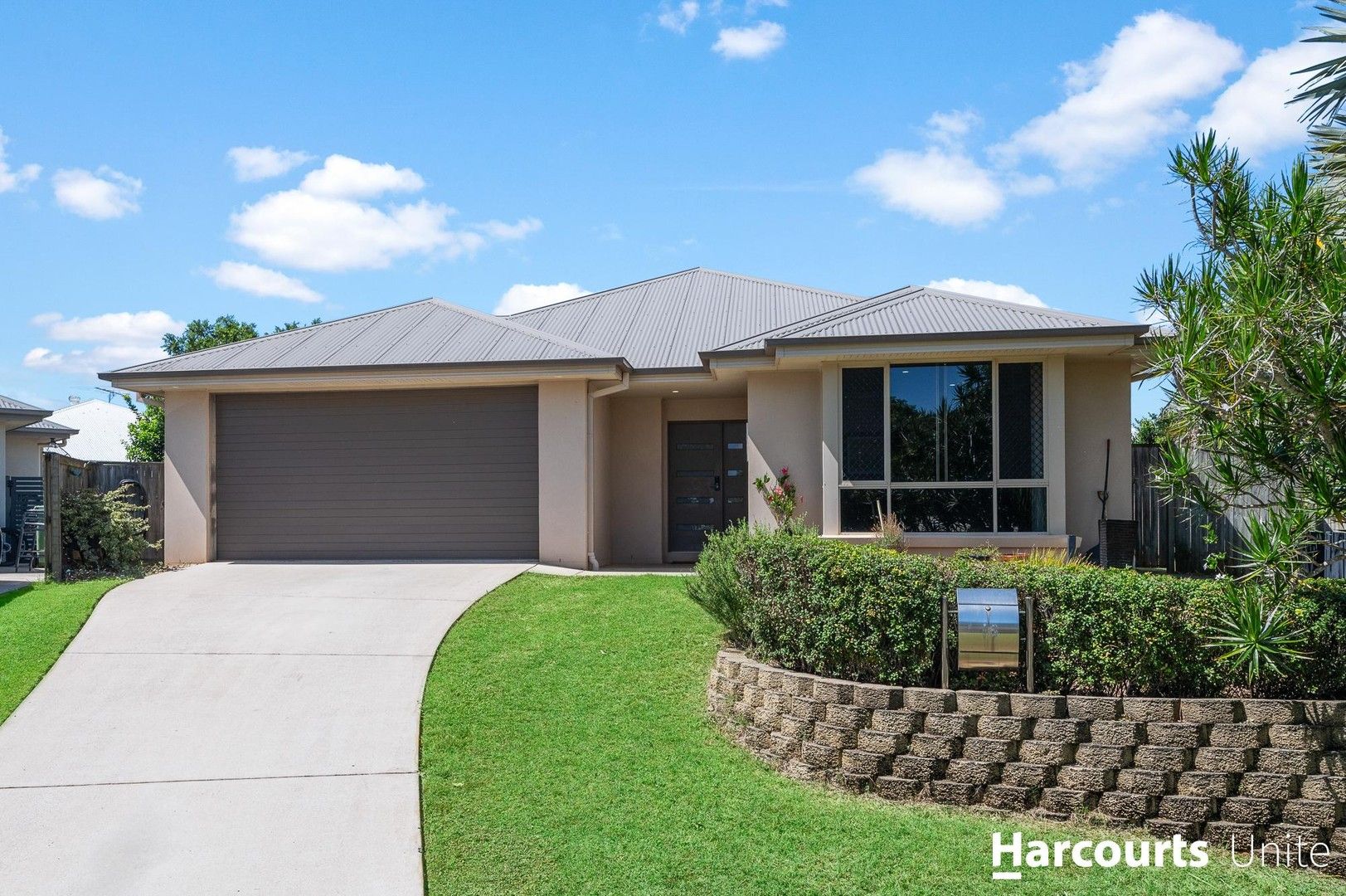 16 Cascade Court, Murrumba Downs QLD 4503, Image 2