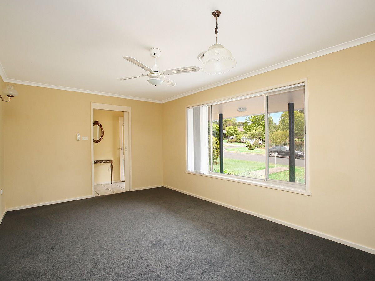 20 Campbell Crescent, Moss Vale NSW 2577, Image 2