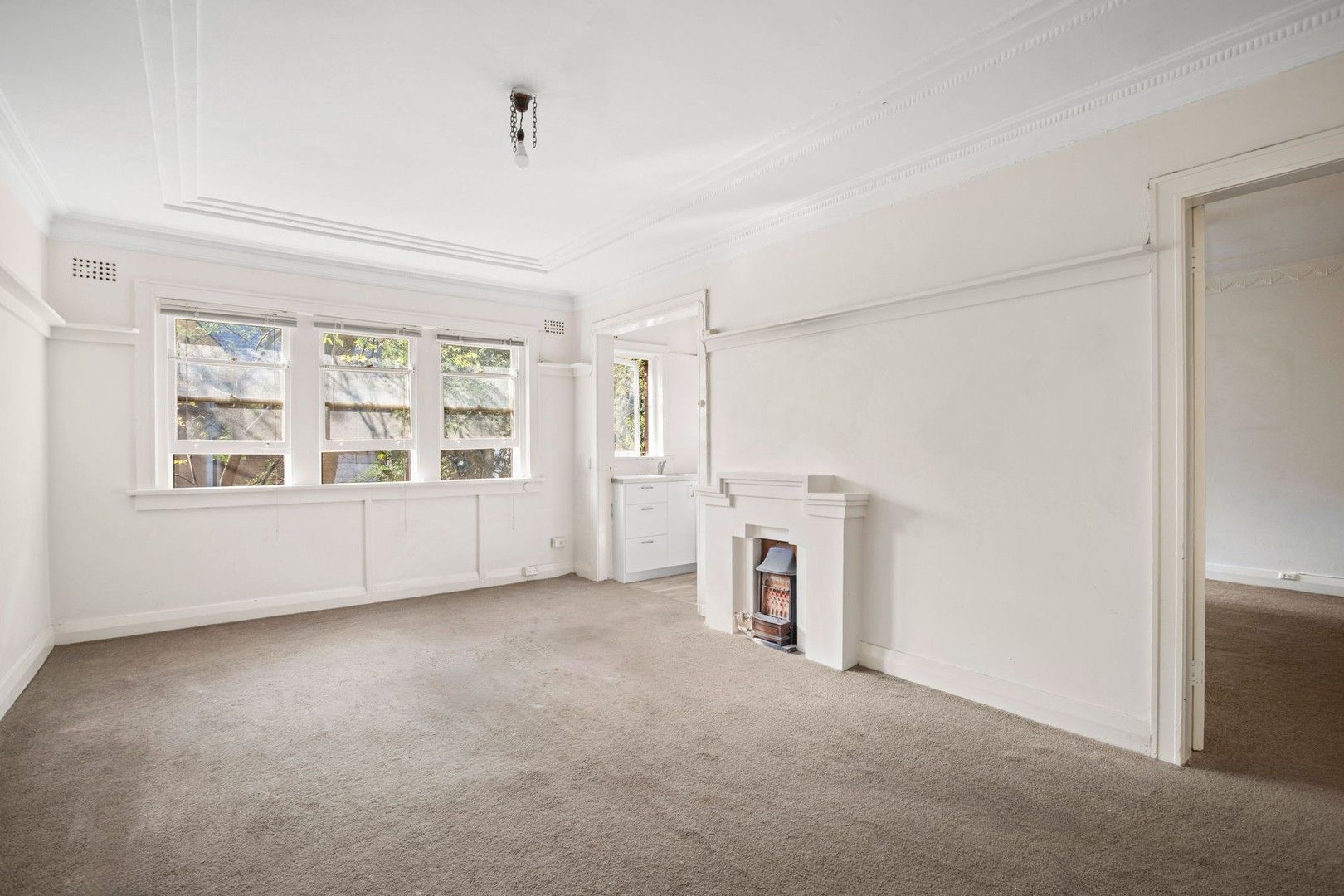 1 bedrooms Apartment / Unit / Flat in 20/81 Roslyn Gardens ELIZABETH BAY NSW, 2011