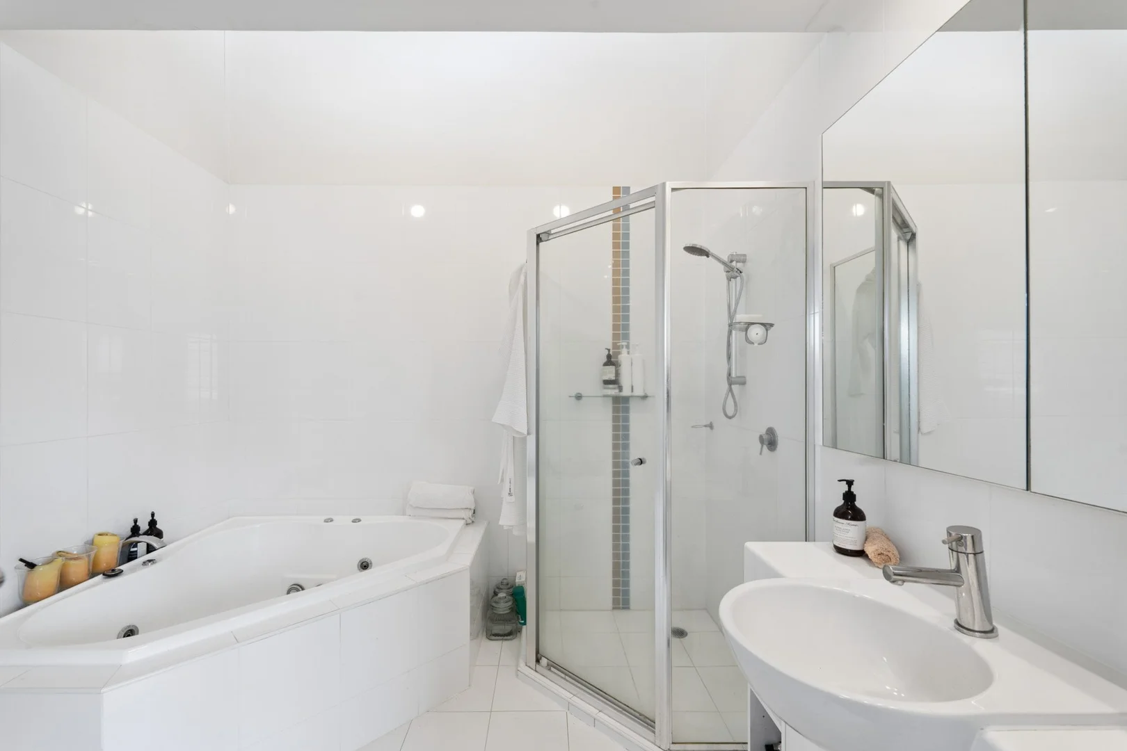 Additional image 13 of 2/33 Dolphin Avenue, Mermaid Beach QLD 4218