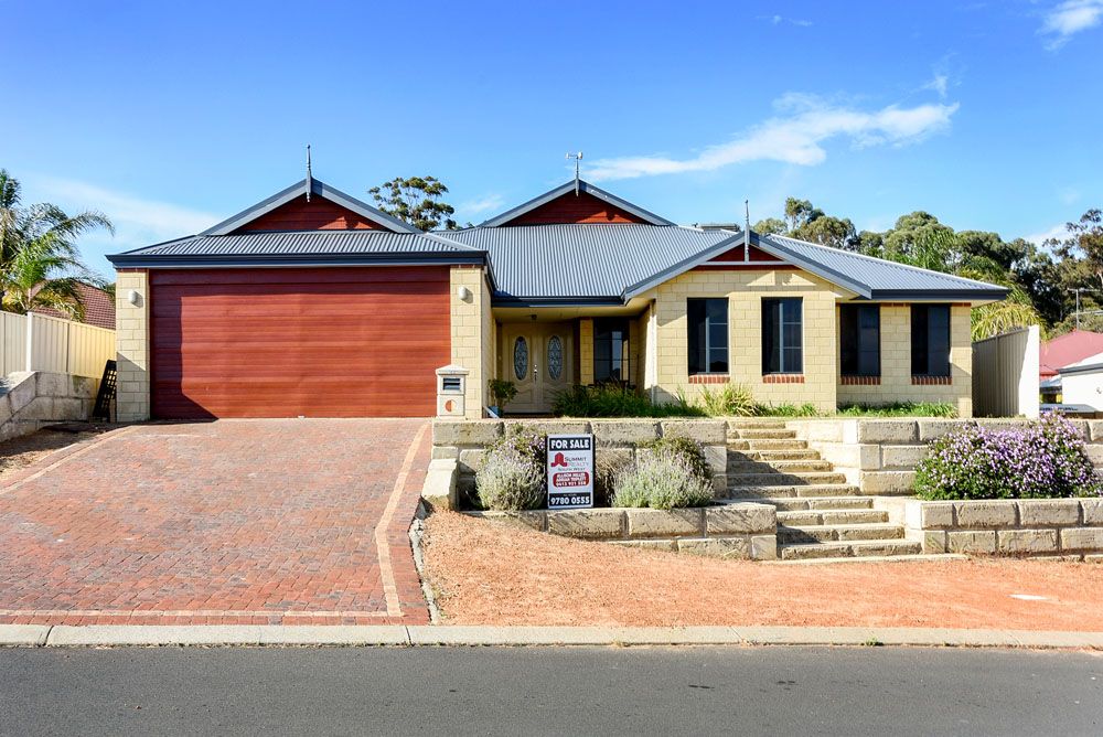 4 bedrooms House in 27 Woodbine Ridge EATON WA, 6232