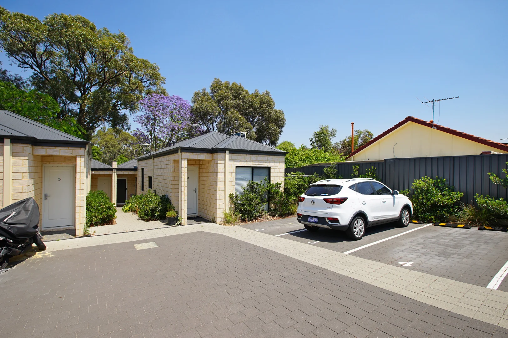 Additional image 5 of 4/53 Coolbellup Avenue, Coolbellup WA 6163