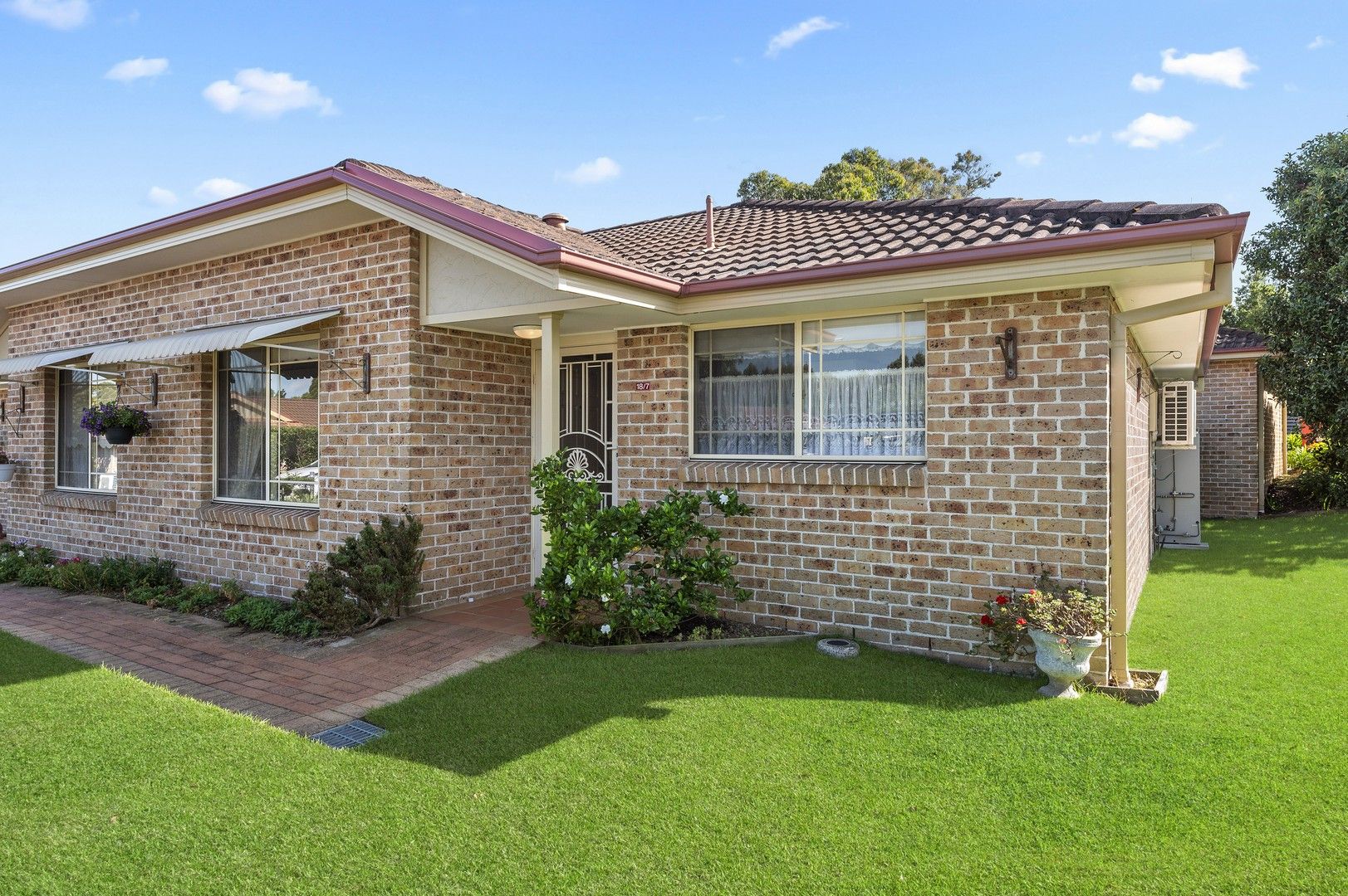 18/7 Stonelea Court, Dural NSW 2158, Image 0