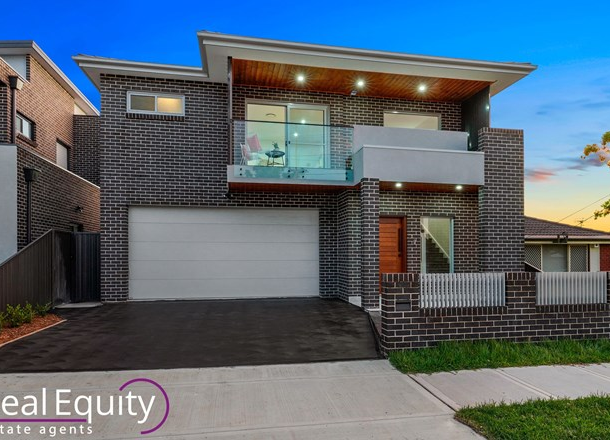 2A Goldfinch Street, Moorebank NSW 2170