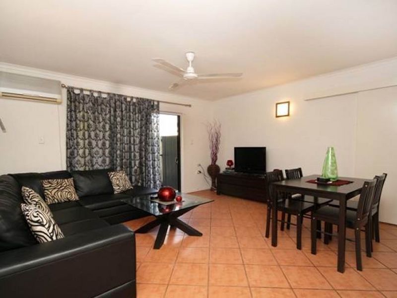 2/5 Simbai Close, TRINITY BEACH QLD 4879, Image 0