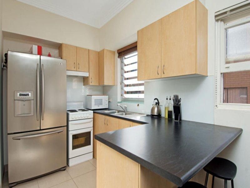 2 bedrooms Apartment / Unit / Flat in 4/95 Elouera rd CRONULLA NSW, 2230