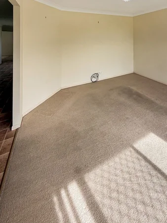 Additional image 13 of 9 Dellvene Crescent, Rosewood QLD 4340