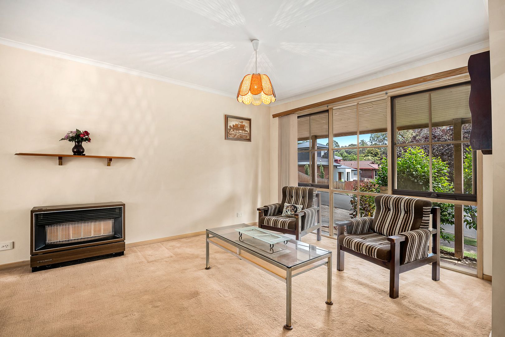 19 Dampier Grove, Ringwood VIC 3134, Image 1