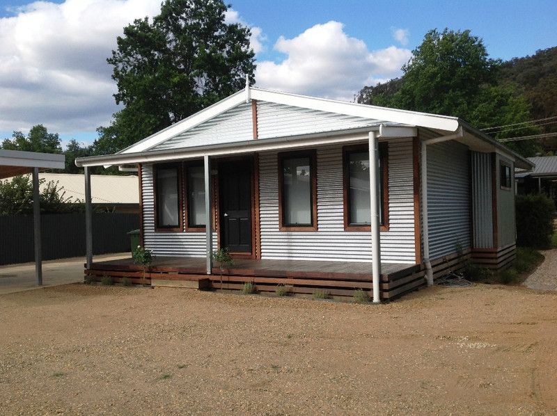 5 Alice Street, Myrtleford VIC 3737 Townhouse For Rent Domain