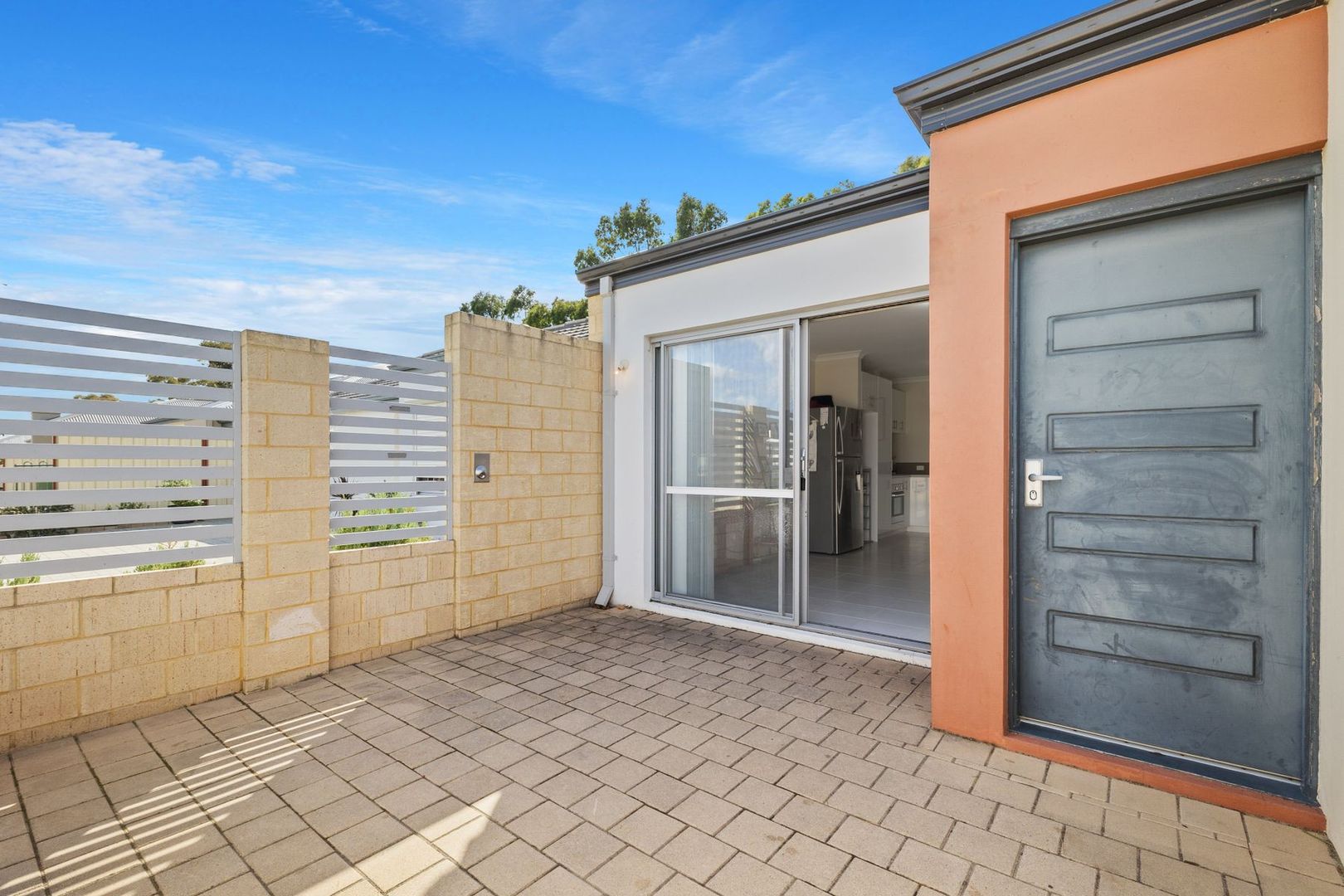 1/64 Dowitcher Loop, Gosnells WA 6110, Image 2