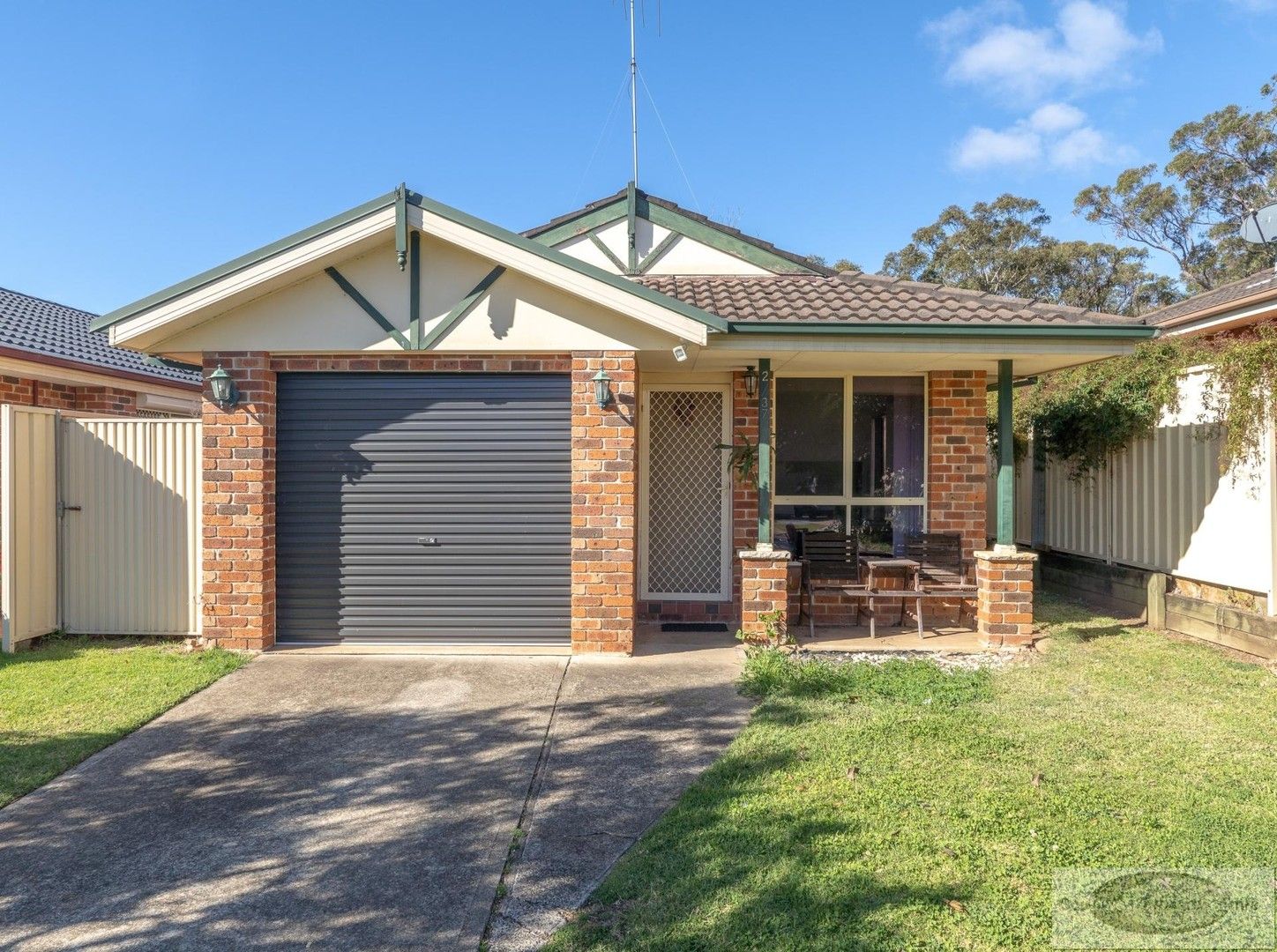 2/37 Carbasse Crescent, St Helens Park NSW 2560, Image 0
